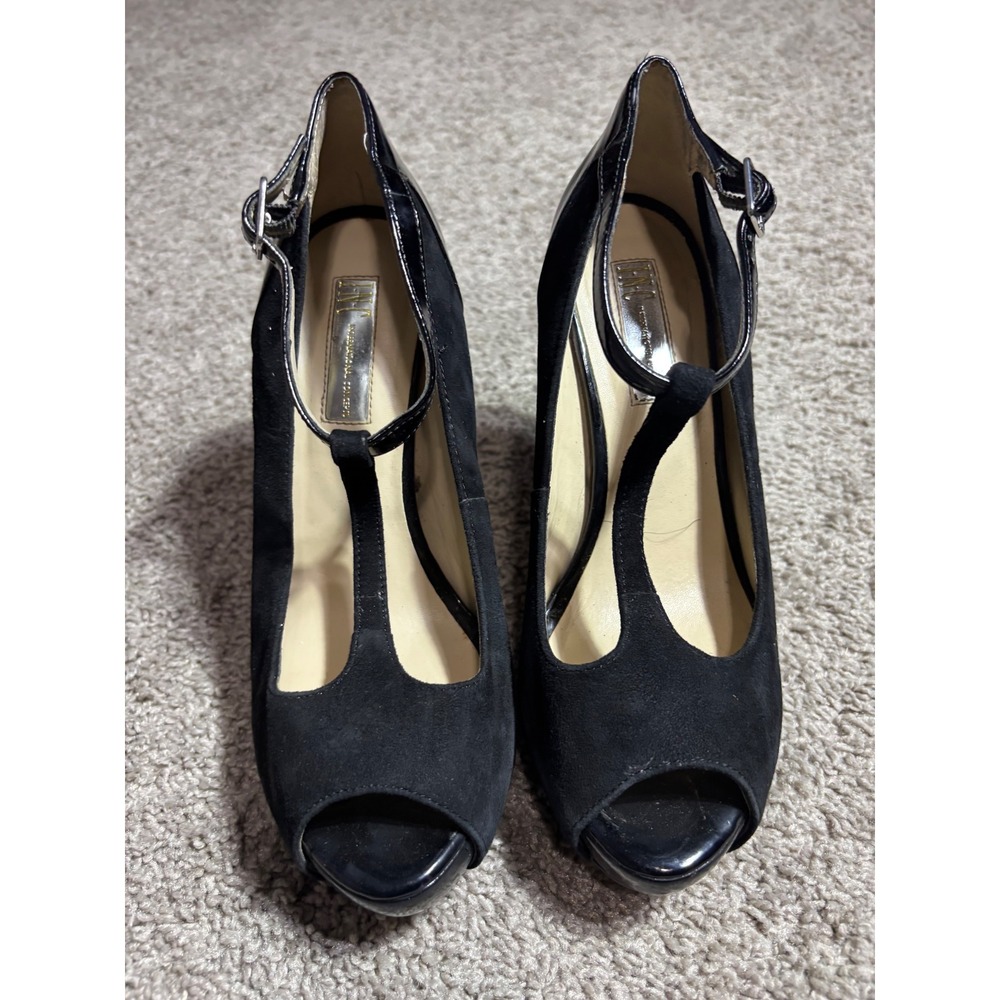 INC International Con Black Suede Patent T-Strap Peep‎ Toe Platform Heels 6.5M
